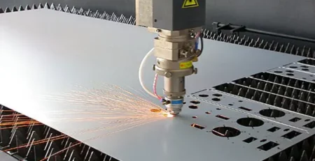 High Precision in Flat Laser Cutting